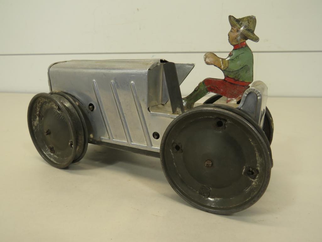 Louis Marx & Co. Tin Toy Wind Up Tractor (1 of 11)