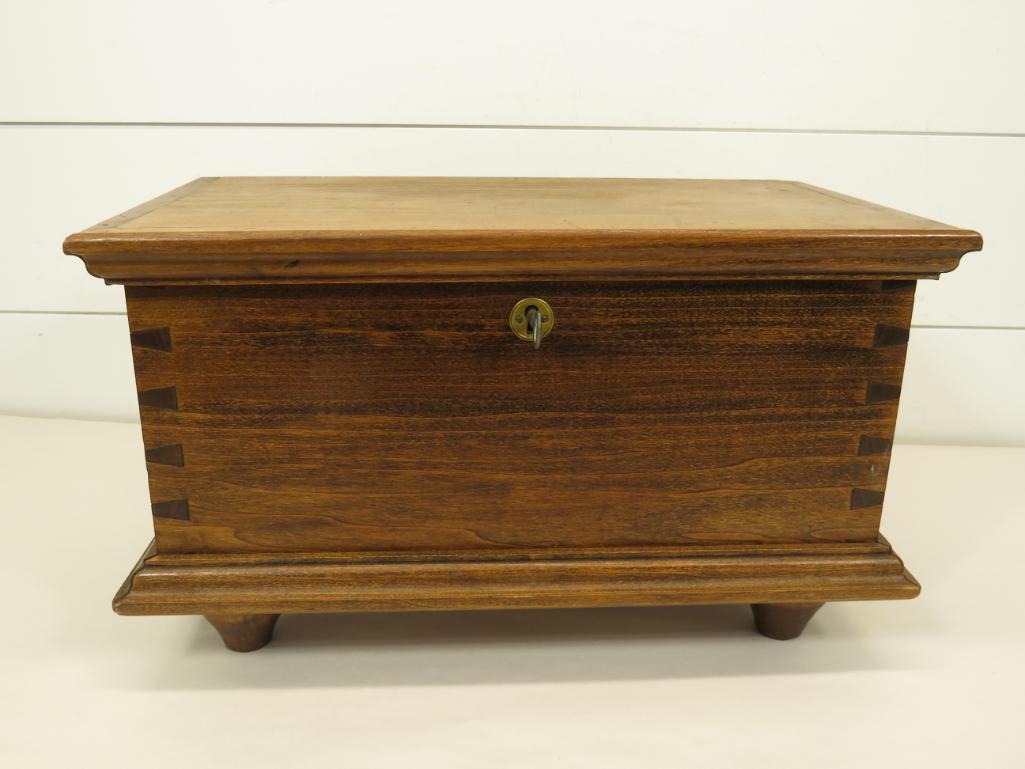Small Wooden Dovetail Chest w/ Key (1 of 16)