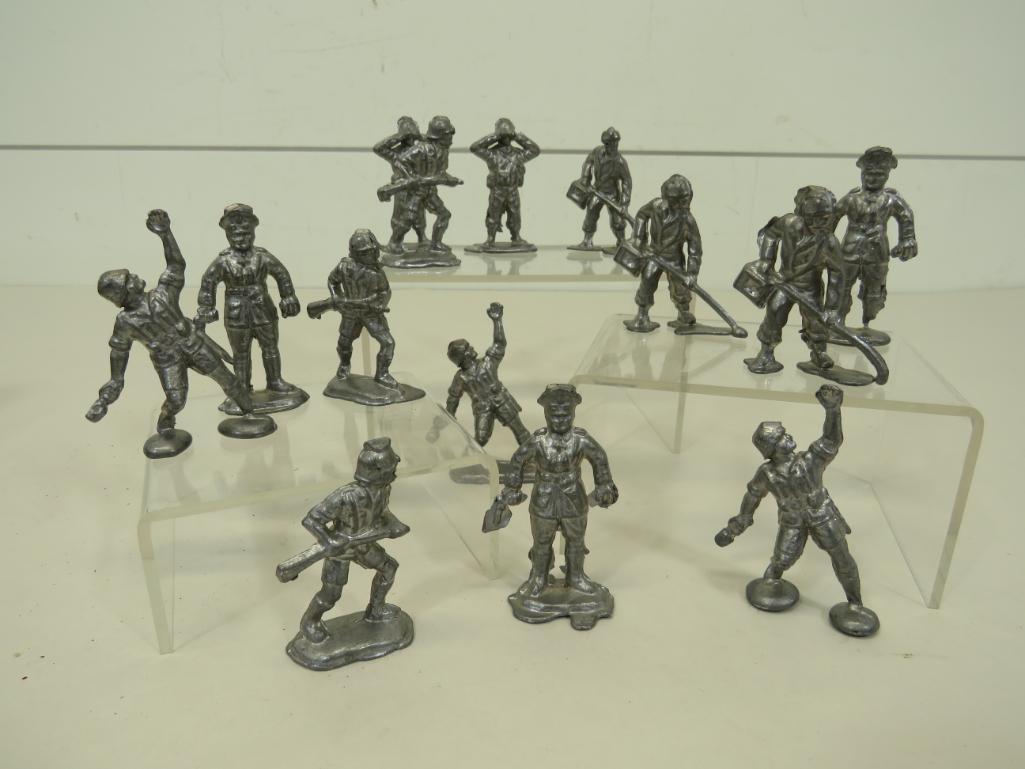 Early Lead Military Figurines (14) (1 of 7)