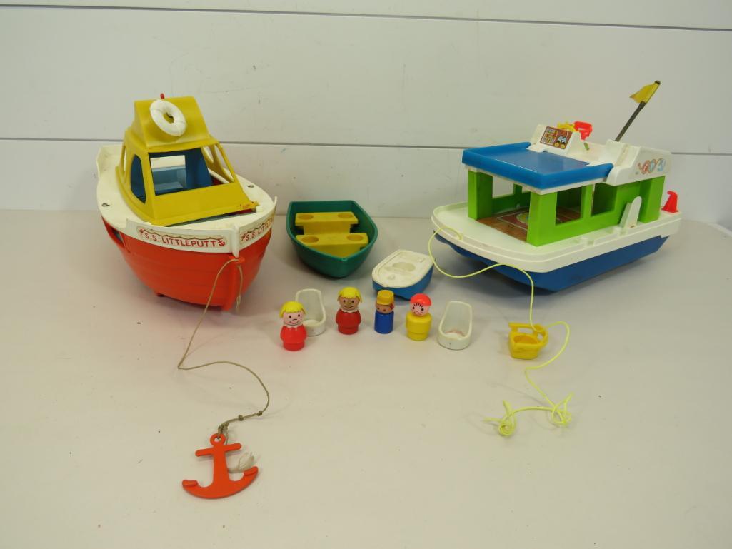 Vintage Fisher Price SS Little Putt & Houseboat Lot: This Little Putt and Houseboat set comes with accessories but unsure as to if it is a complete set, please see photos for included accessories. Showing condition issues as expected with age as well as