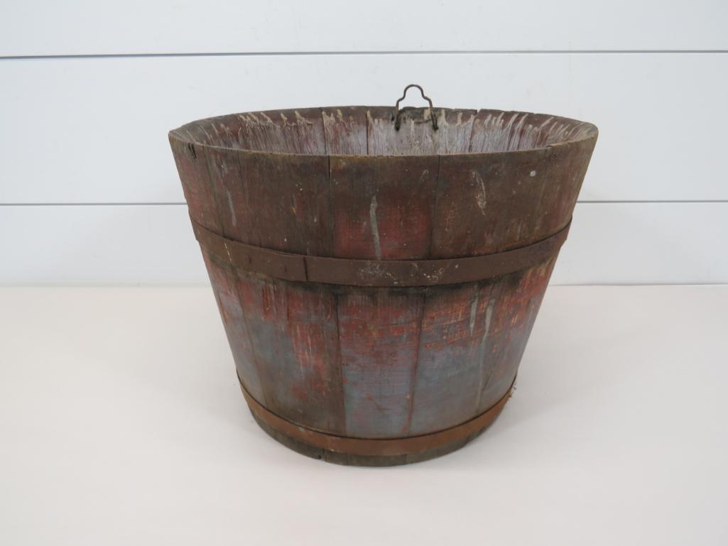 Primitive Wooden Staved Well Bucket / Feed Pail (1 of 7)