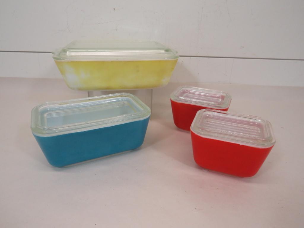 Vintage Pyrex Refrigerator Set (1 of 10)
