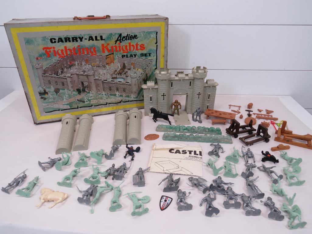 Marx Carry-all Fighting Knights Play Set (1 of 19)