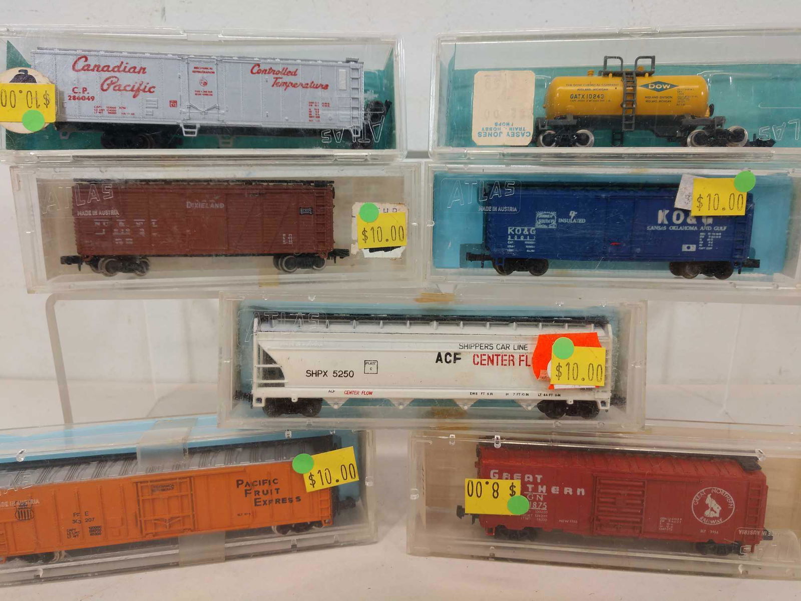 Lot of Atlas N Scale Freight Cars (7) (1 of 11)
