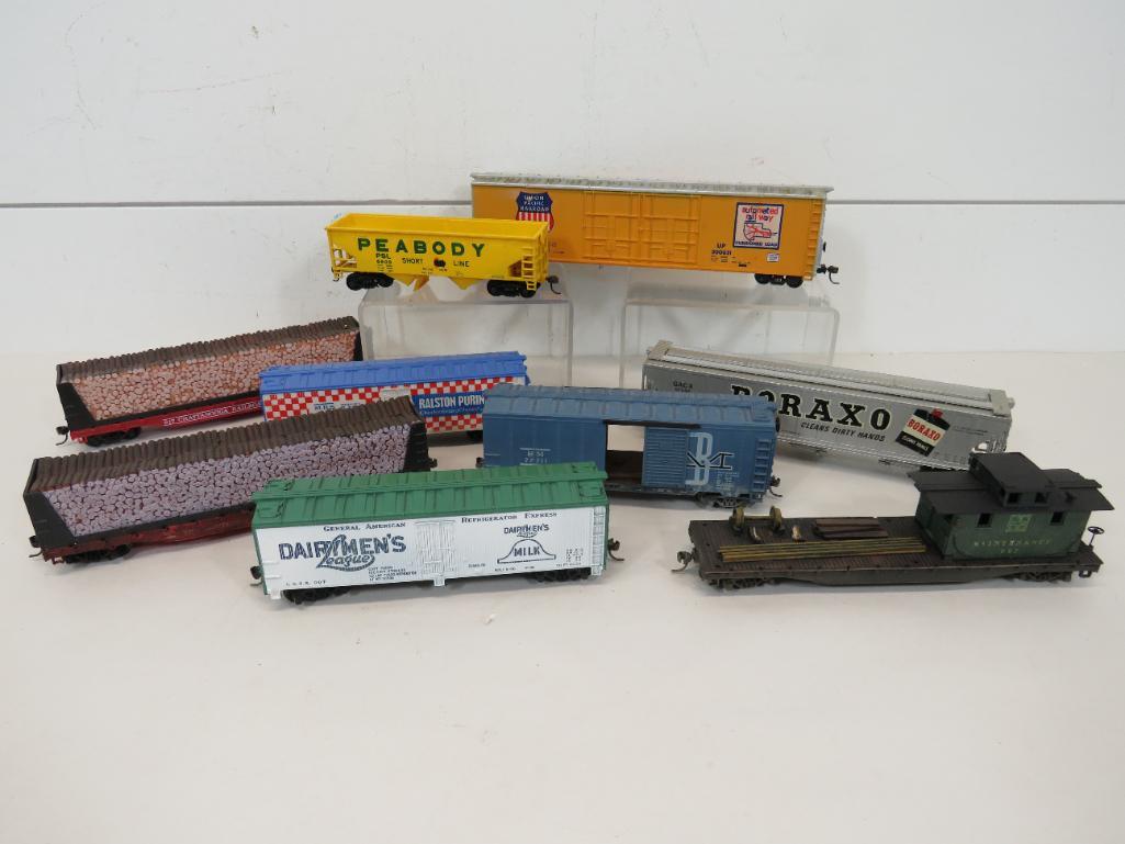 TYCO HO Scale Freight Cars- Knuckle Couplers (9) (1 of 10)