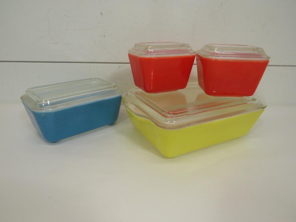Pyrex Refrigerator Dishes (4) (1 of 17)
