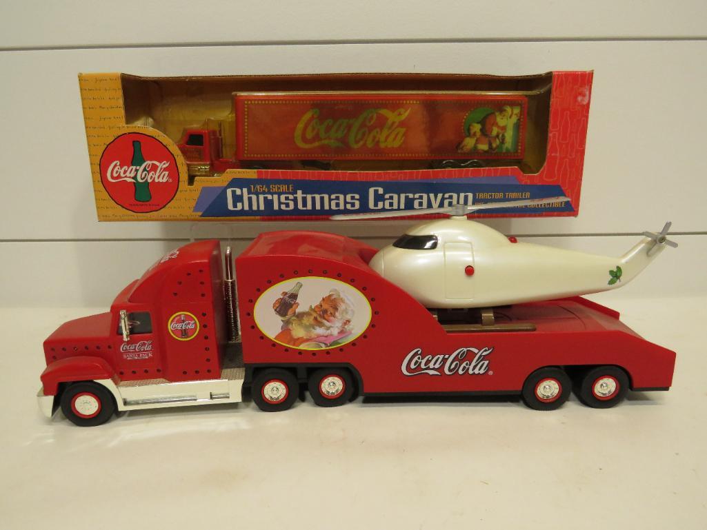 1996 Coca Cola Christmas Caravan & 2000 Santa Pack (2) (1 of 9)