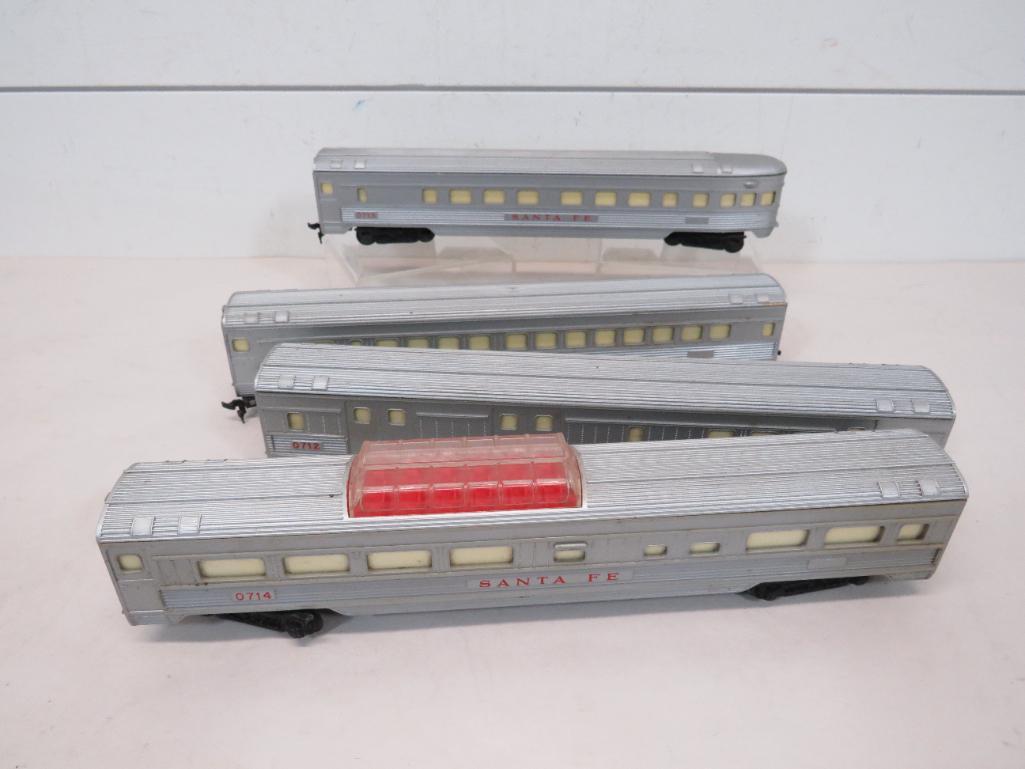 1950's Lionel HO Passenger Cars (4): This item is shippable. We offer combined shipping in-house. Dimensions: HO scale. Photos will serve to represent any other condition issues. Condition reports will be answered up until 24 hours prior