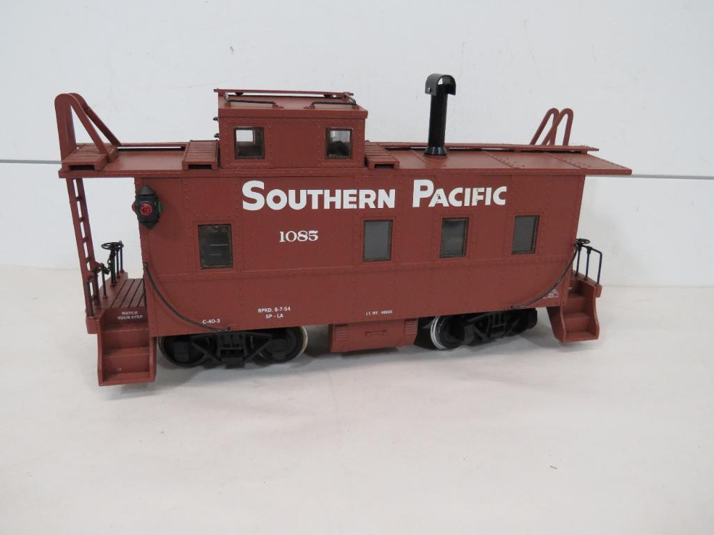 Aristocraft 'G' Scale Caboose #1085 -Knuckle Coupler (1 of 9)