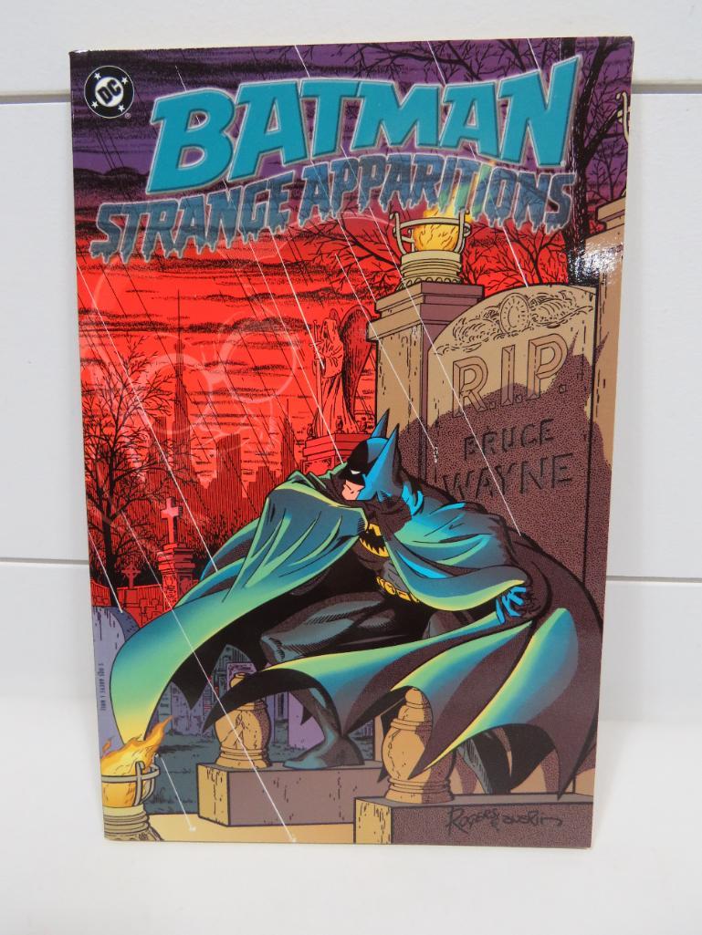 DC Comic Batman Strange Apparitions (1 of 9)