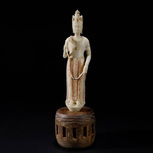 A Chinese Carved White Marble Standing Avalokitesvara: A Chinese Carved White Marble Standing Avalokitesvara. H 30cm; L 8cm 660g
