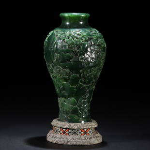 A Chinese Carved Jasper Jade Vase Meiping: A Chinese Carved Jasper Jade Vase Meiping. L 10cm; H 21.5cm; 758g