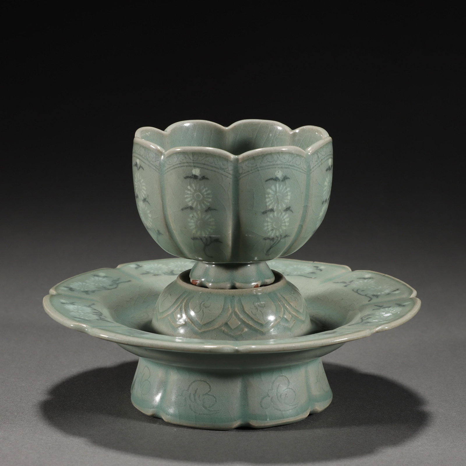 A Korean Celadon Glazed Cup with Stand: A Korean Celadon Glazed Cup with Stand. H 12cm; W 16cm