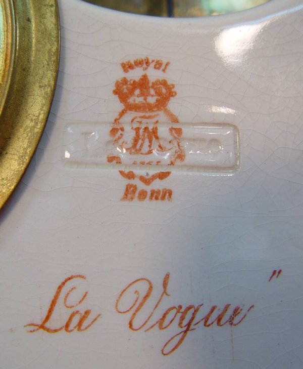 ANSONIA ROYAL BONN CHINA MANTEL CLOCK (LA VAGUE) 12 - 2