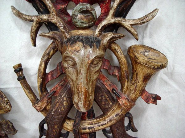 PAIR 18th CENTURY POLYCHROME CARVED HUNTING LODGE W - 4