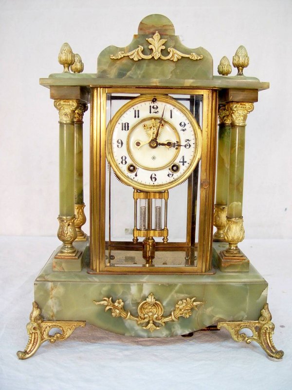 ANSONIA BRAZILIAN GREEN ONYX CRYSTAL REGULATOR CLO