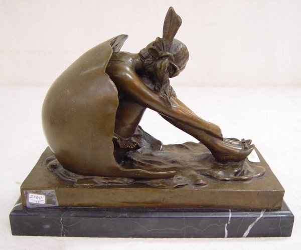BRONZE GIRL IN SHELL ARTIST SIGNED 9" TALL 11" WID - 3