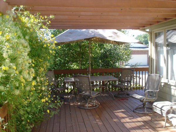 3822 SQ FT 100% FINISHED HOME ON CORNER LOT WITH O - 3