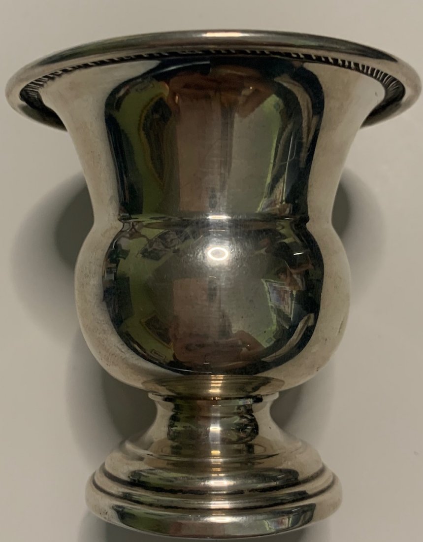 Sterling Silver Vintage Piece: Sterling Silver Vintage Piece 1.62 Oz Size is About 3,5"/3"