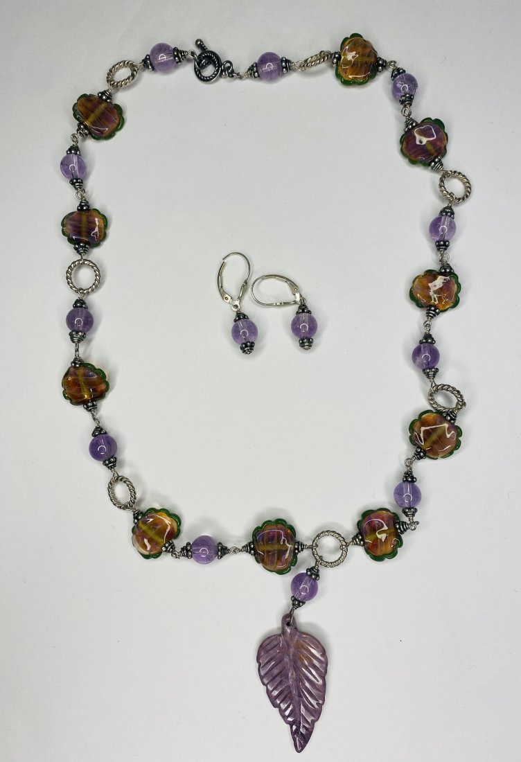 Beautiful Silver Earring and Necklace (1 of 1)