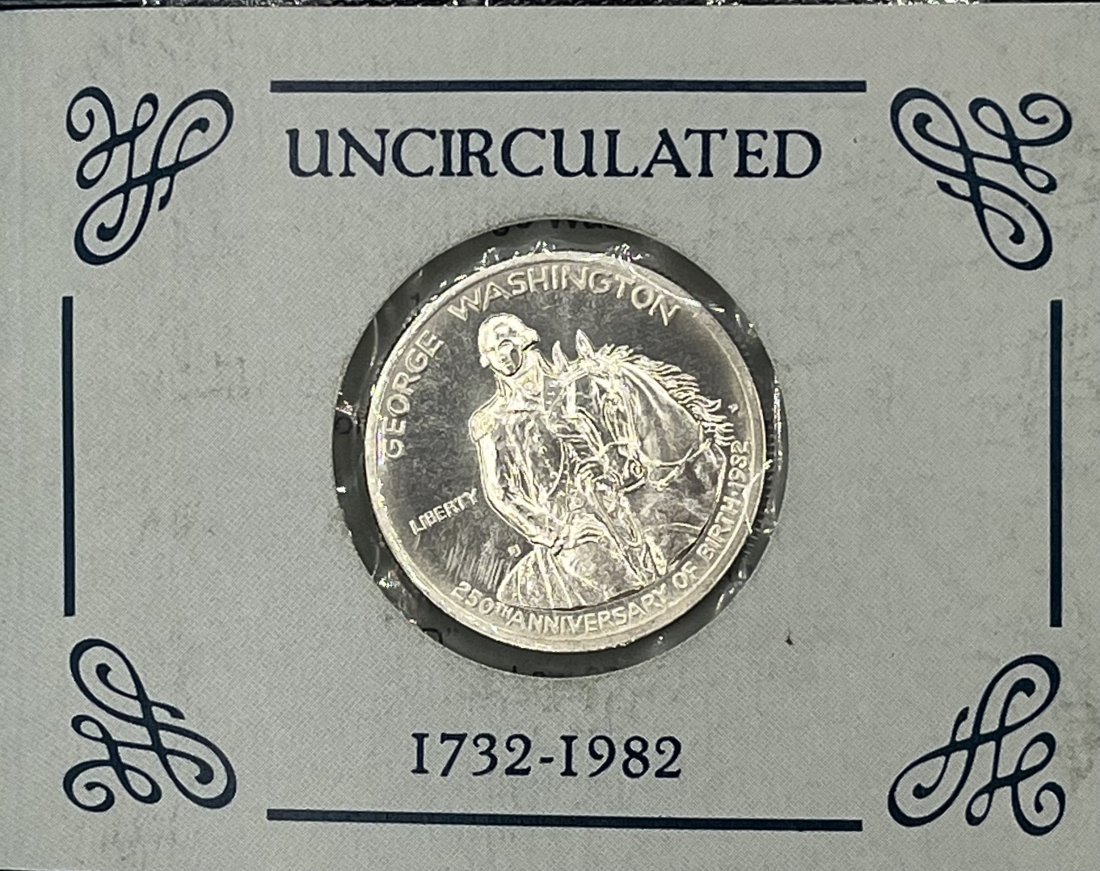 1982 George Washington Silver Half Dollar (1 of 2)