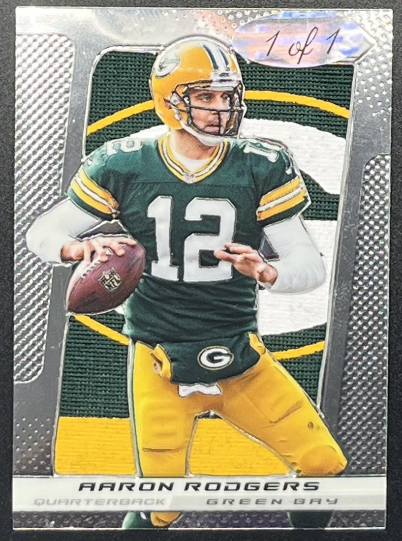 Aaron Rodgers patch Card (1 of 2)