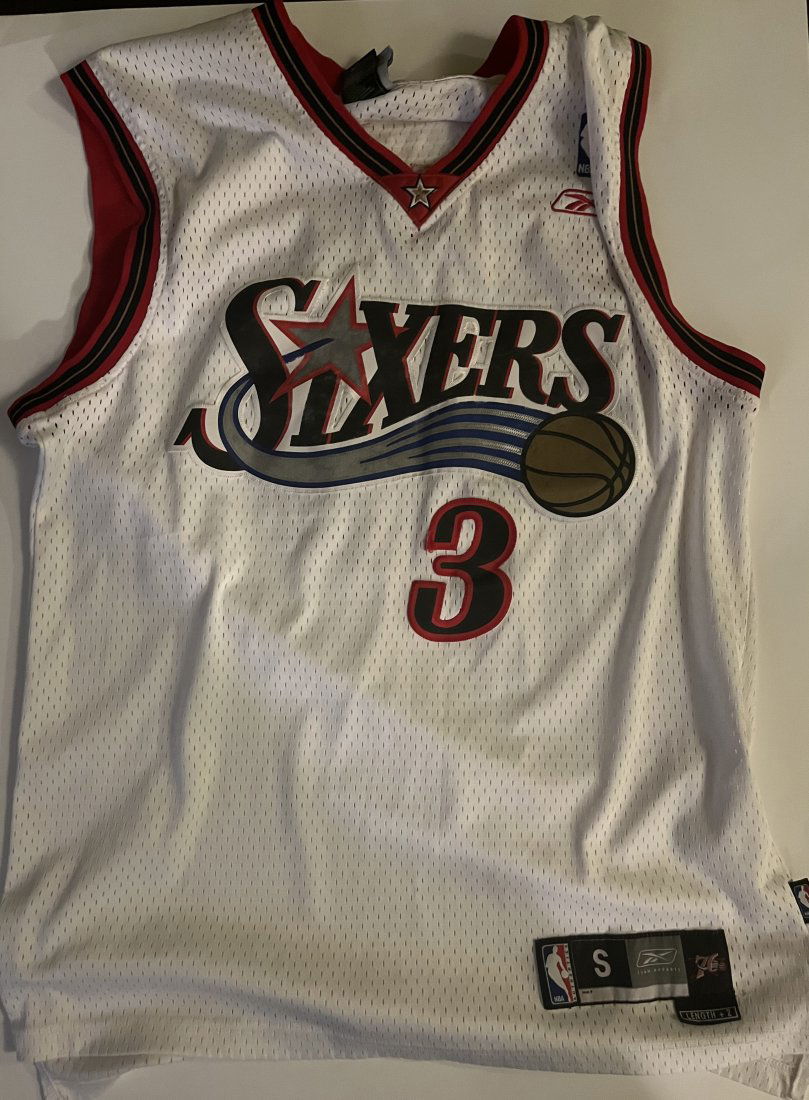 Allen Iverson Jersey (1 of 3)