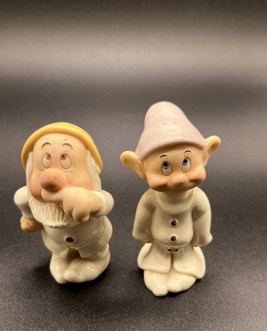 Disney Lenox Collection: Disney Lenox Classics two figures in its originalBox