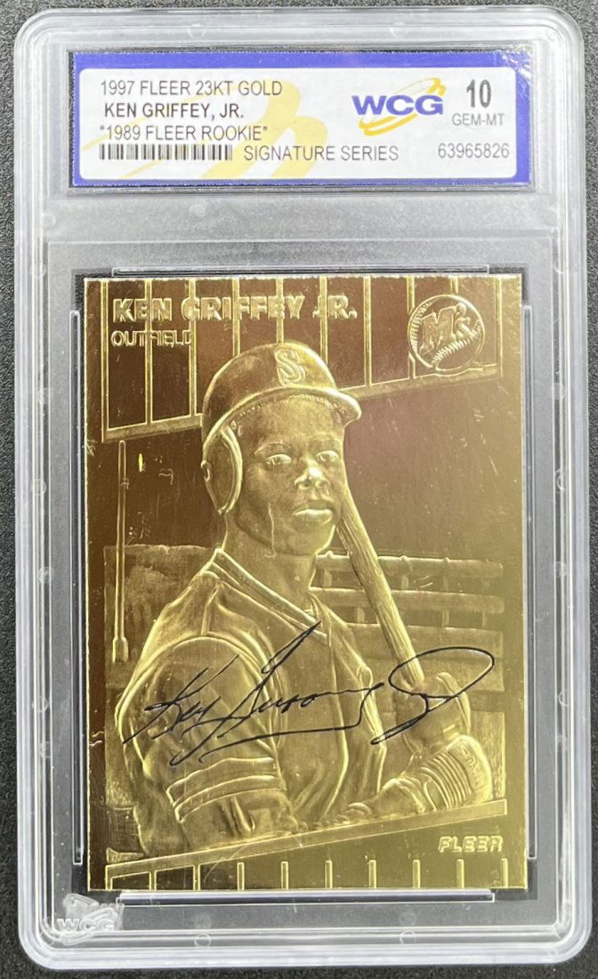 Ken Griffey Jr Card: Ken Griffey Jr signature series mint 10 baseball card