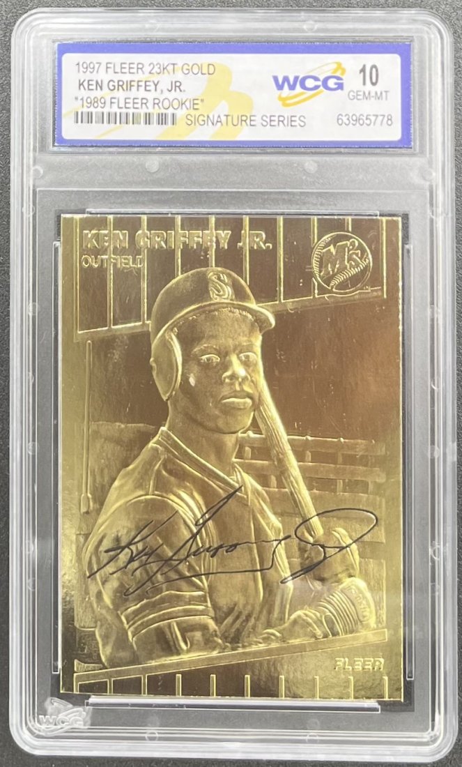 Ken Griffey Jr Signature Series Card: Ken Griffey jr 1997 fleer signature series baseball card mint 10