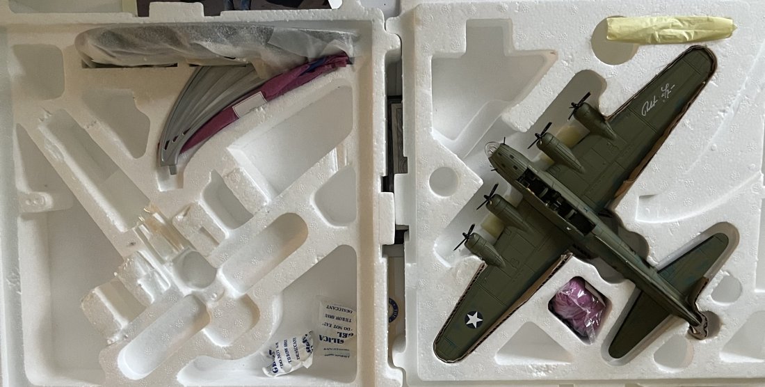 Franklin Mint Memphis Belle Limited Edition (1 of 3)