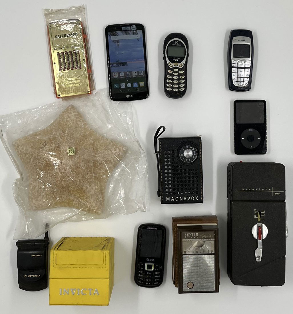 Invicta Box , Zenith Royal , Midgetape , Nokia, Motorolas, IPod And More: Invicta Box , Zenith Royal eight transistor , Midgetape 300 , Nokia cellphone, Motorolas cellphones , 2006 IPod , Magnavox radio , Samsung cellphone, LG cellphone , calculator and stat made in the Phi