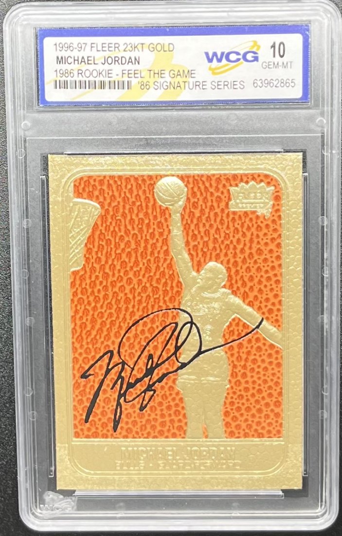 Michael Jordan Signature Series Card: 1996 Fleer Ultra court Michael Jordan feel the game signature series Card mint 10 basketball texture