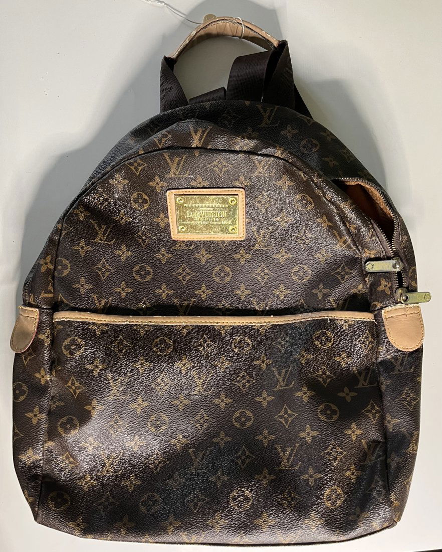 LOUIS VUITTON MONOGRAM BACKPACK BAG PURSE (1 of 7)