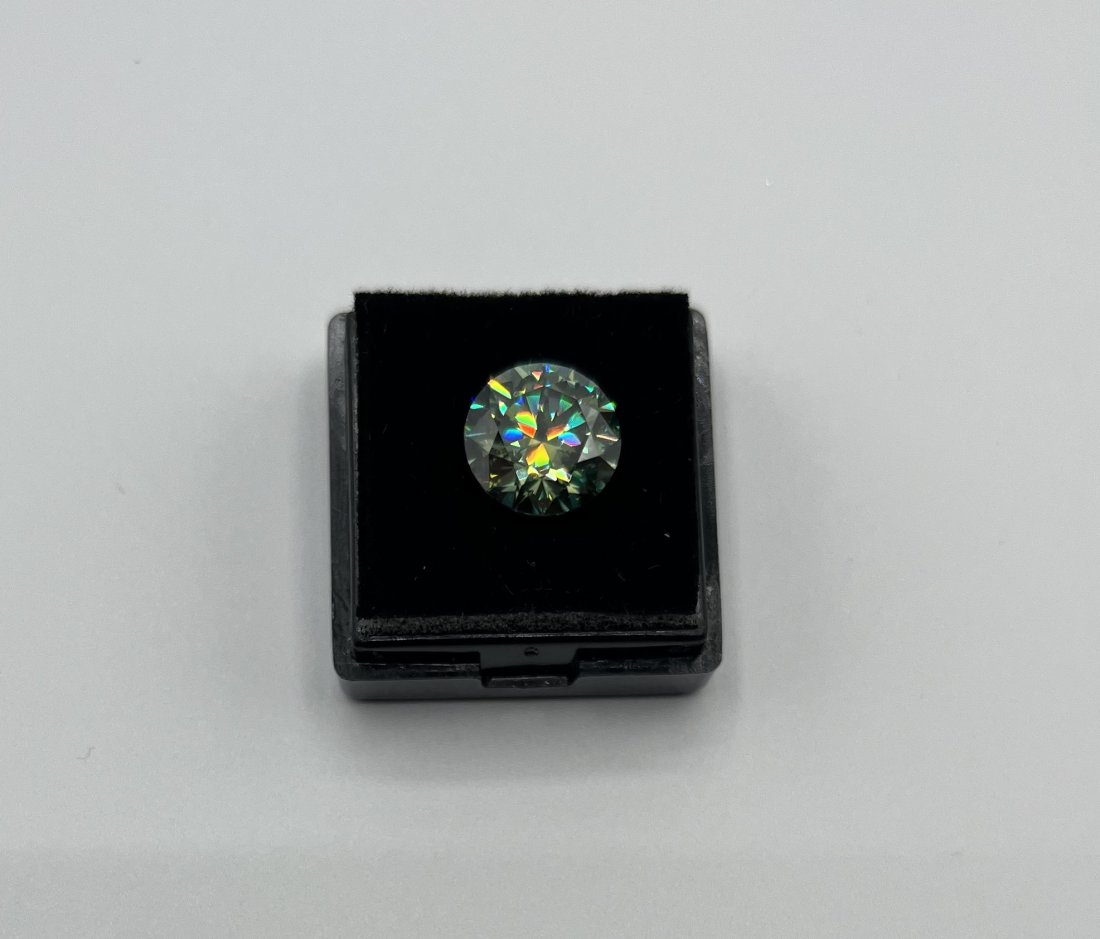 Green Moissanite VVS1 (1 of 4)
