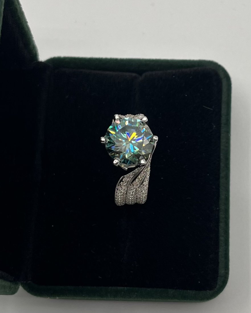 Blue Green Moissanite VVS1 Ring (1 of 4)