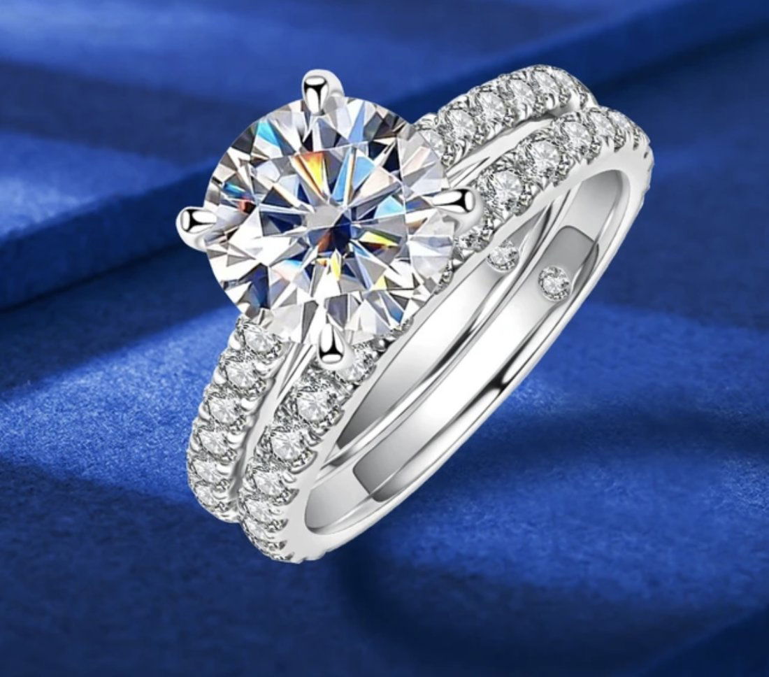 Engagement Wedding Rings: VVS1 Real Moissanite Plated 18K White Gold Engagement Wedding Ring Ring size: 7