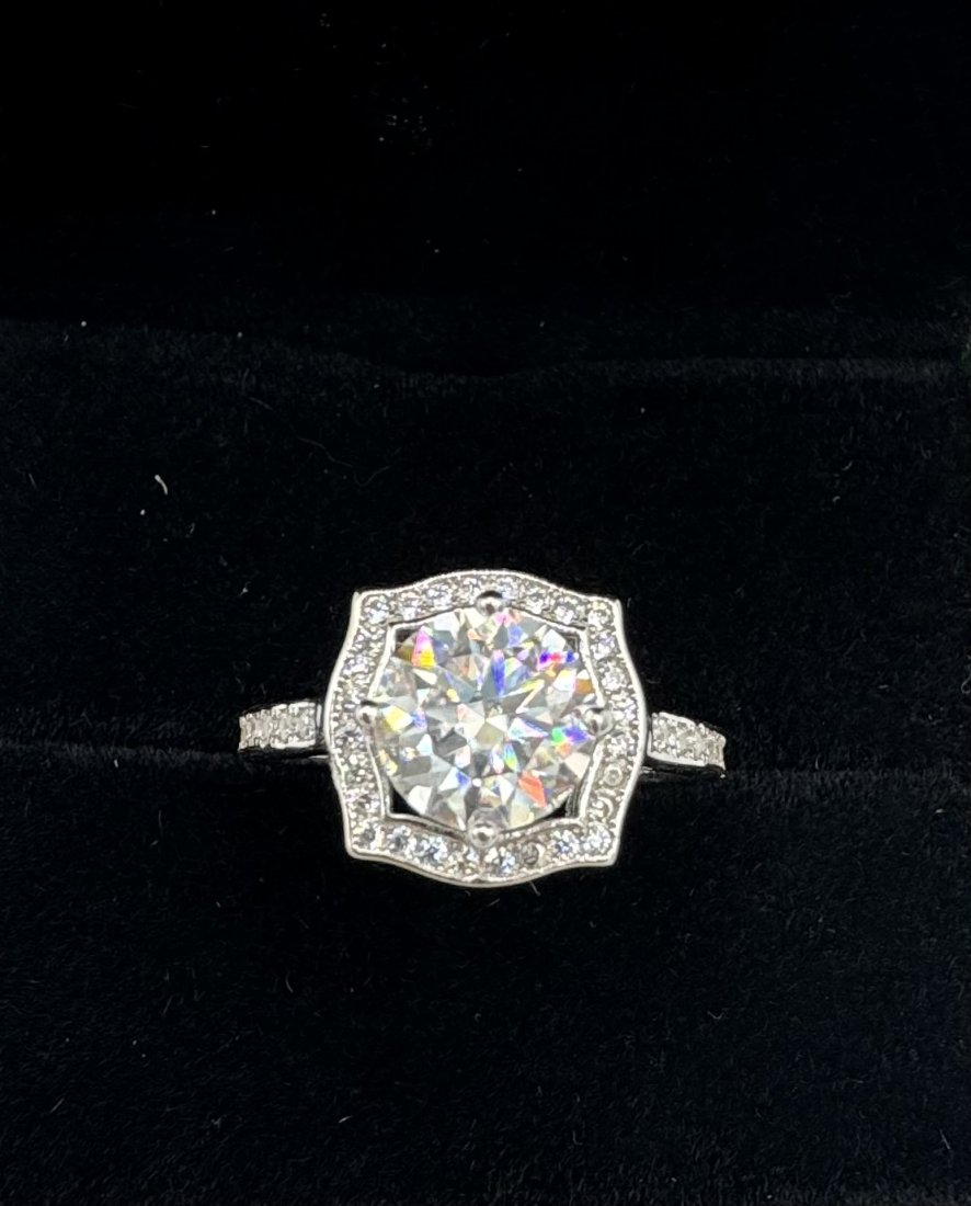 2 Carats VVS Ring (1 of 4)