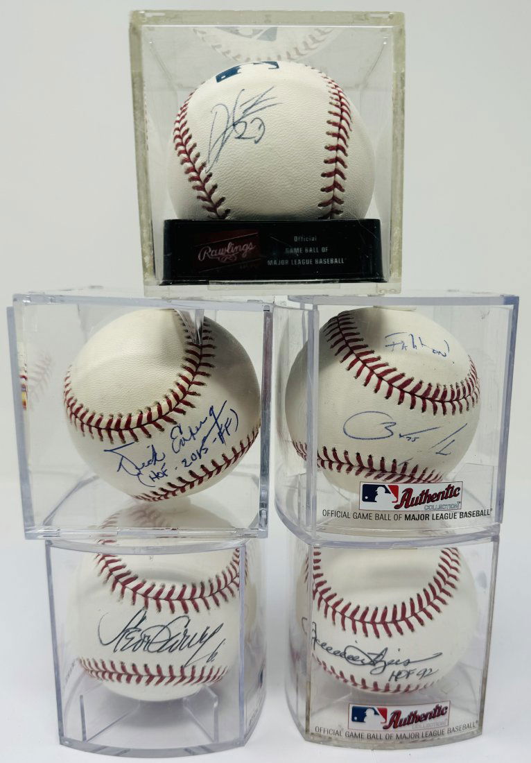 Baseball Balls Autographed (1 of 7)