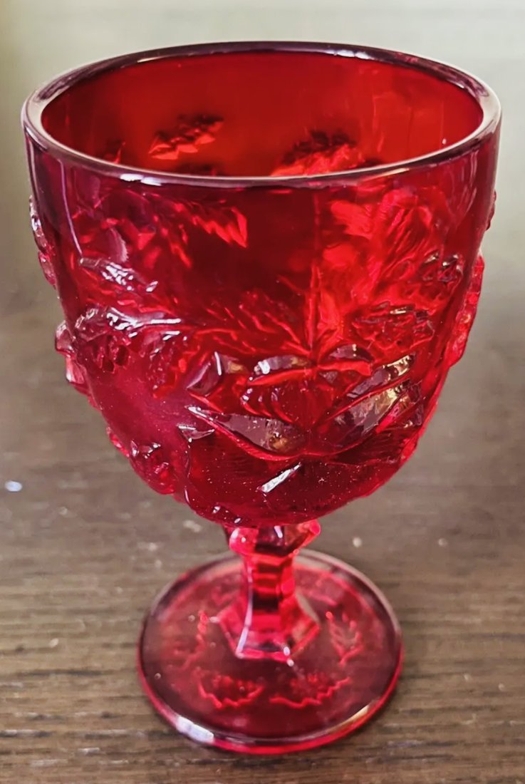 Fenton Madonna Glass (1 of 4)