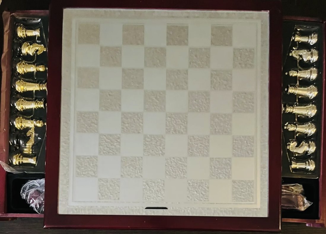 Chess Set Gold And Silver Wood Chest: International Silver Company Versailles Chess Set Gold & Silver Plate Wood Chest