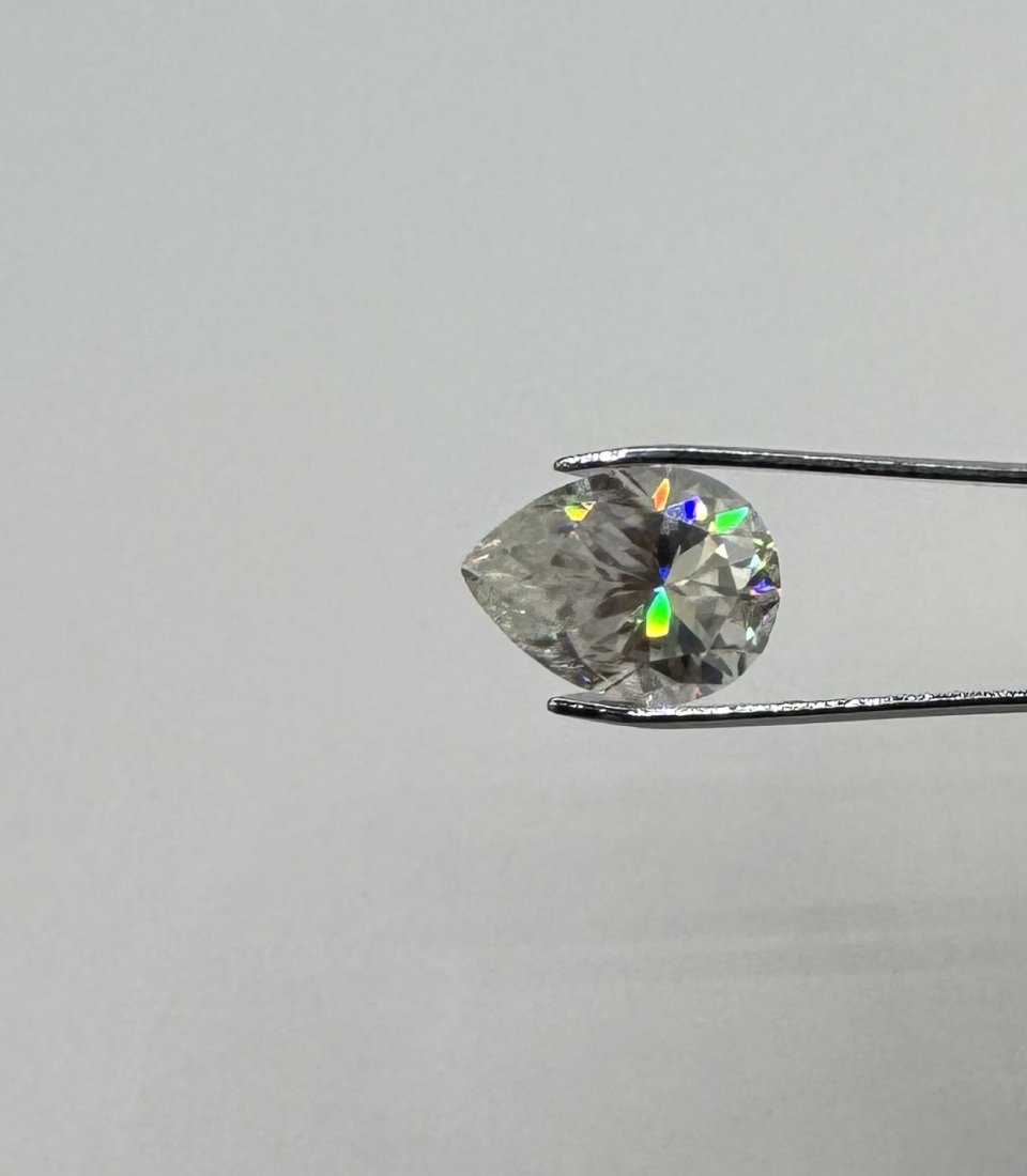 Pearl VVS 10 Carats Stone (1 of 2)