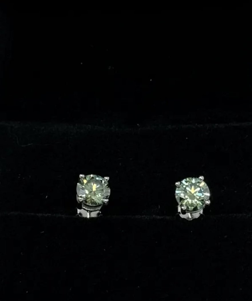 Green Moissanite Earrings (1 of 2)