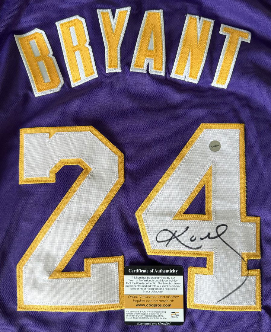 Kobe Bryant Autographed Signed Jersey COA (1 of 3)