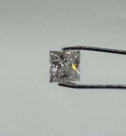 Princess Cut VVS Moissanite Stone