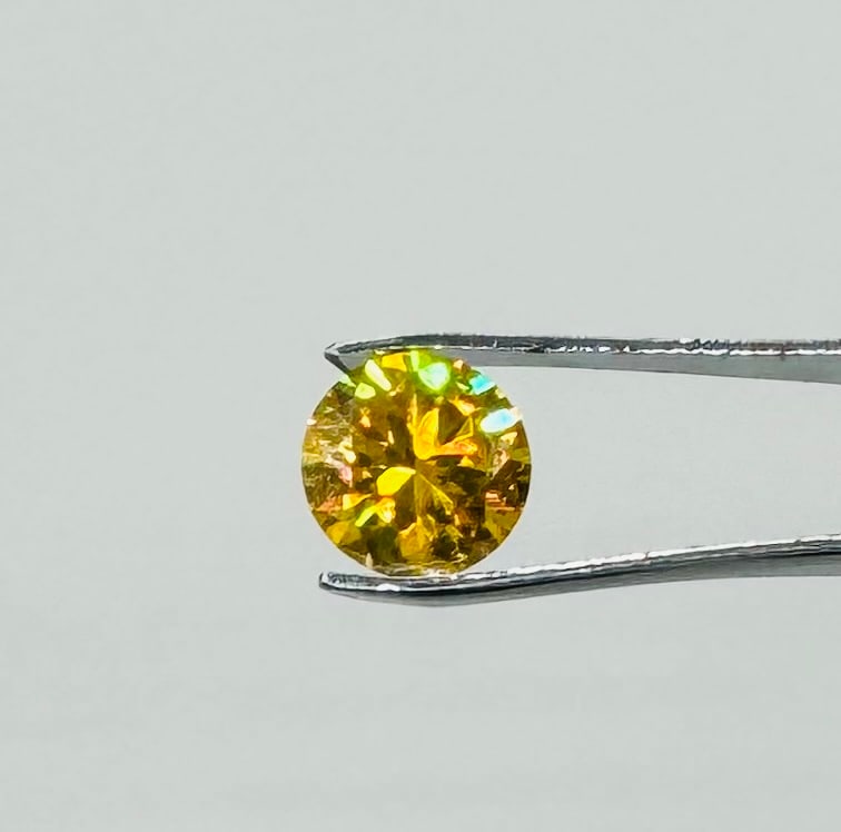 5 Carats Sparkling VVS Moissanite Yellow Color (1 of 3)