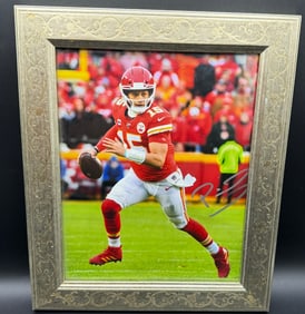 Patrick Mahomes Photo Autographed Signed COA