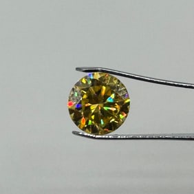 Yellow  VVS Moissanite 10 Carats