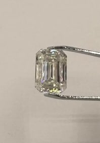 Emerald Cut  20 Carats VVS Stone