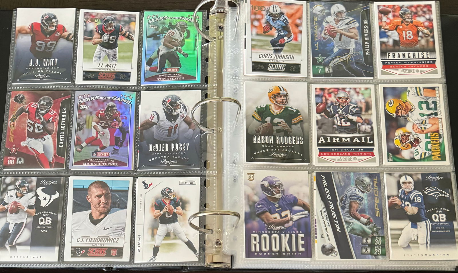 Tom Brady, Aaron Rogers, Peyton Manning Binder Cards (1 of 7)